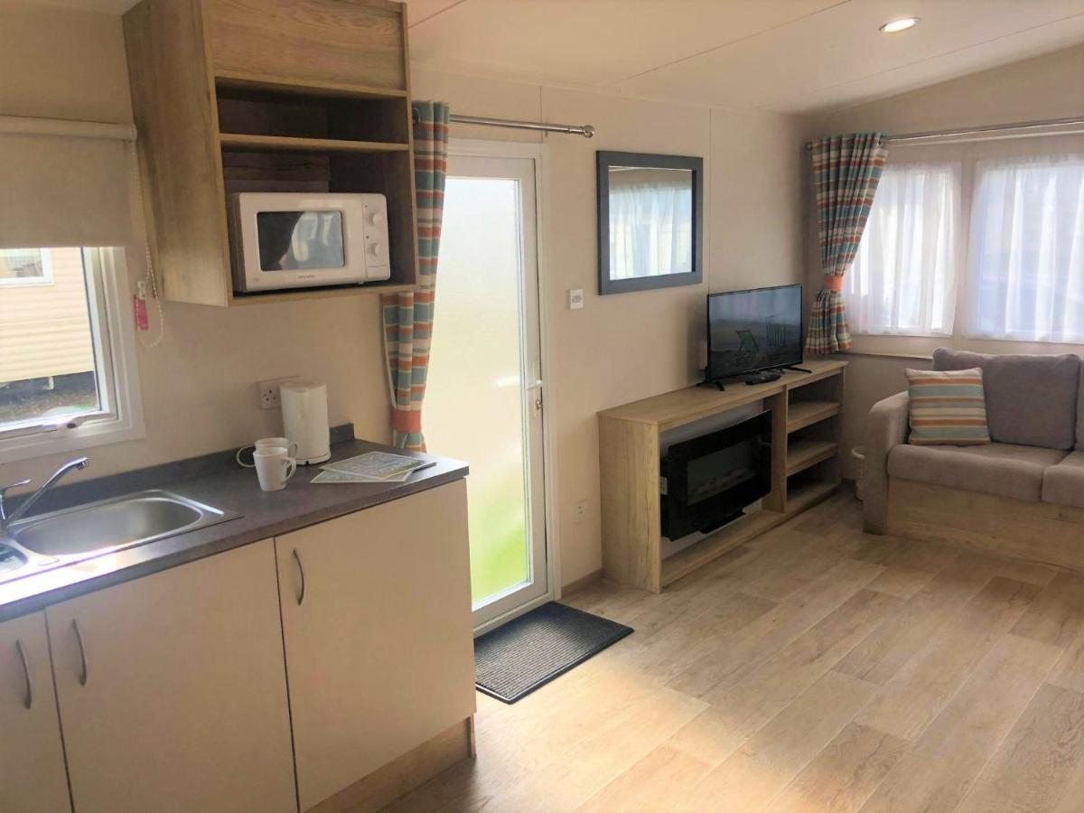Cedar Deluxe Holiday Home Chapel St. Leonards Exterior foto
